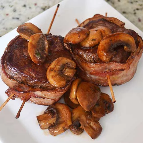 Filet Migñon con Champiñones