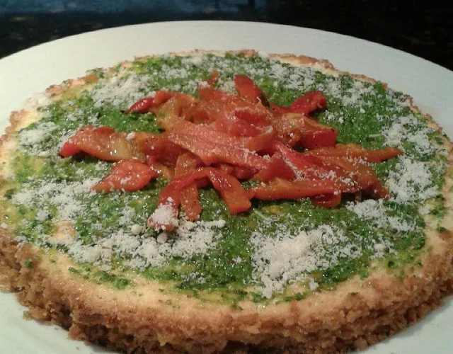 Pie de Queso al Pesto con Pimentón